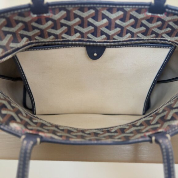 Authentic Goyard Artois PM Tote in Navy Blue – Lightly Used - Picture 6 of 9